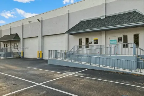 2273 NW 82nd Avenue Doral FL 33122