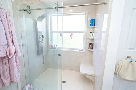 15905 SW 83rd Terrace Miami FL 33193