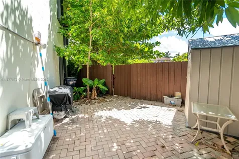 15905 SW 83rd Terrace Miami FL 33193