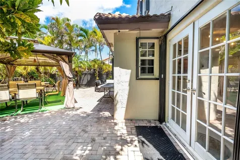 15905 SW 83rd Terrace Miami FL 33193