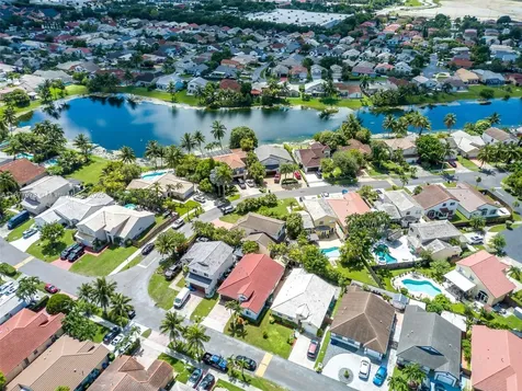 15905 SW 83rd Terrace Miami FL 33193