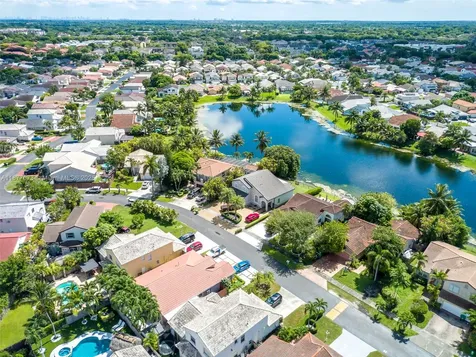 15905 SW 83rd Terrace Miami FL 33193