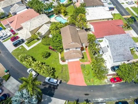 15905 SW 83rd Terrace Miami FL 33193