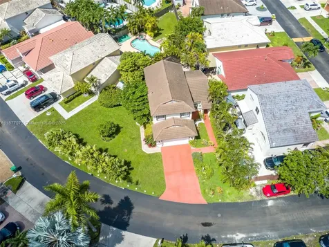 15905 SW 83rd Terrace Miami FL 33193