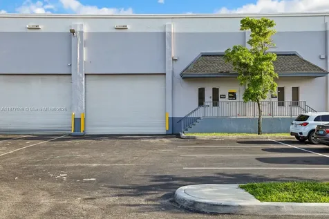 2273 NW 82nd Avenue Doral FL 33122