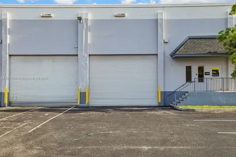 2273 NW 82nd Avenue Doral FL 33122