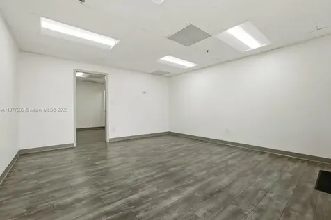 2273 NW 82nd Avenue Doral FL 33122