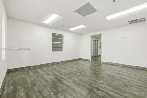2273 NW 82nd Avenue Doral FL 33122