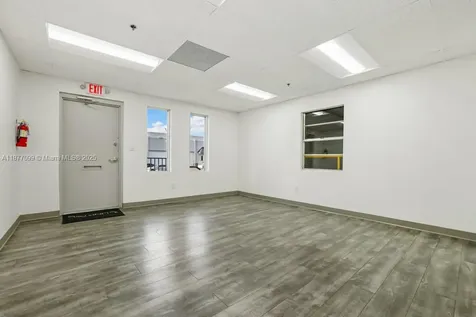 2273 NW 82nd Avenue Doral FL 33122