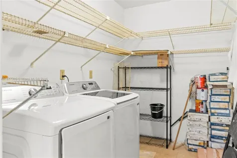 481 Ives Dairy Road Miami FL 33179