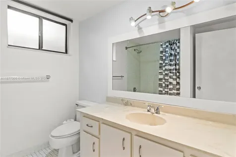 481 Ives Dairy Road Miami FL 33179