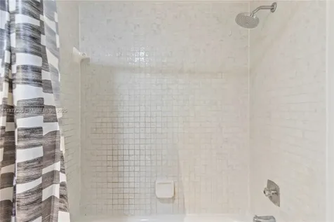 481 Ives Dairy Road Miami FL 33179