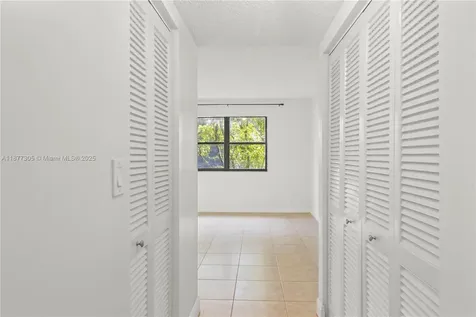 481 Ives Dairy Road Miami FL 33179