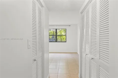 481 Ives Dairy Road Miami FL 33179