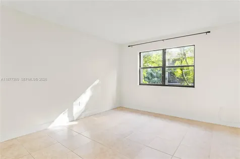 481 Ives Dairy Road Miami FL 33179