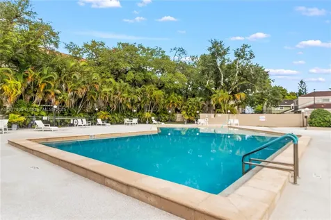 481 Ives Dairy Road Miami FL 33179