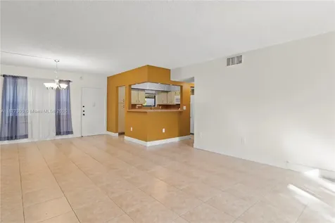 481 Ives Dairy Road Miami FL 33179