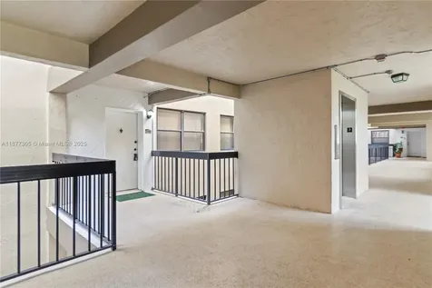 481 Ives Dairy Road Miami FL 33179