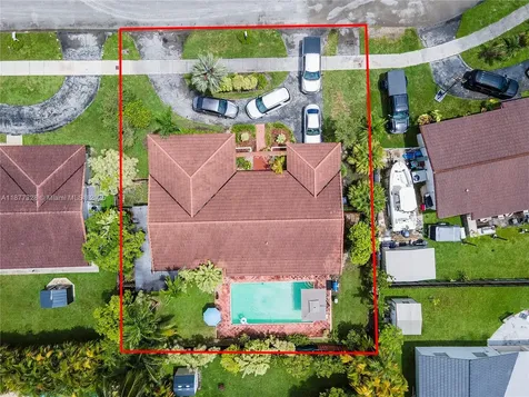 9264 SW 21st Terrace Miami FL 33165