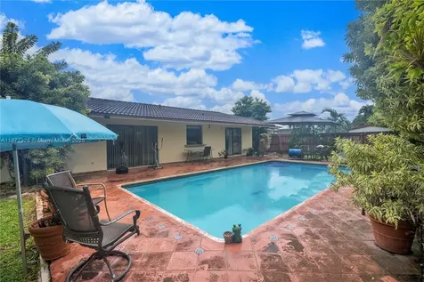 9264 SW 21st Terrace Miami FL 33165