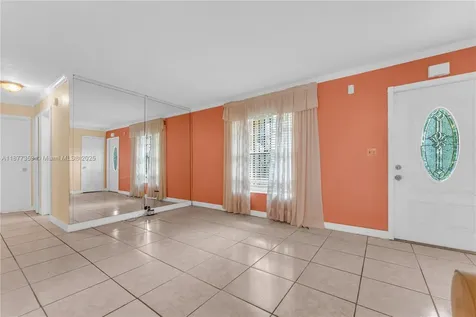 3277 NW 202nd Lane Miami Gardens FL 33056