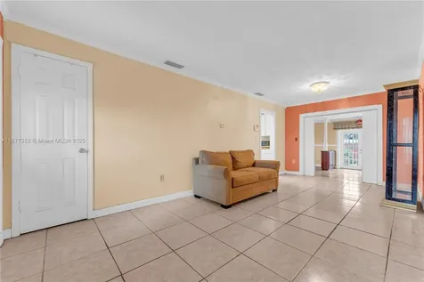 3277 NW 202nd Lane Miami Gardens FL 33056
