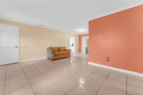 3277 NW 202nd Lane Miami Gardens FL 33056