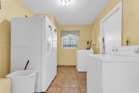 3277 NW 202nd Lane Miami Gardens FL 33056