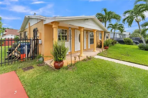 3277 NW 202nd Lane Miami Gardens FL 33056