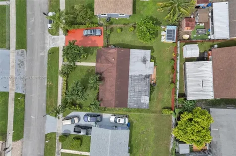3277 NW 202nd Lane Miami Gardens FL 33056
