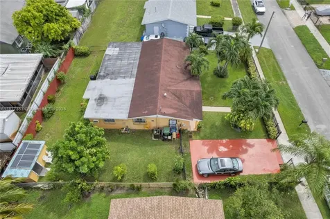 3277 NW 202nd Lane Miami Gardens FL 33056