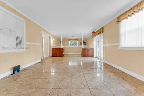 3277 NW 202nd Lane Miami Gardens FL 33056
