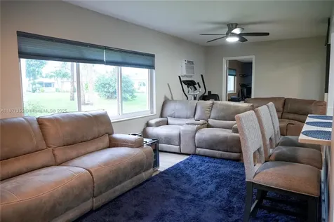 4401 NW 45th Street Tamarac FL 33319