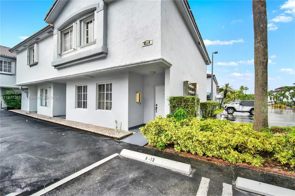 8210 NW 10th Street Miami FL 33126