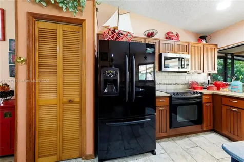 8151 SW 90th Avenue Miami FL 33173
