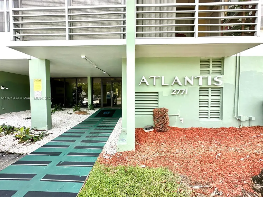 2771 Taft Street Hollywood FL 33020