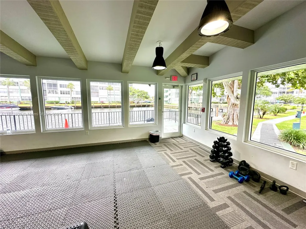 2771 Taft Street Hollywood FL 33020