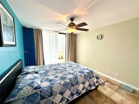 2771 Taft Street Hollywood FL 33020