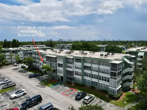 2771 Taft Street Hollywood FL 33020