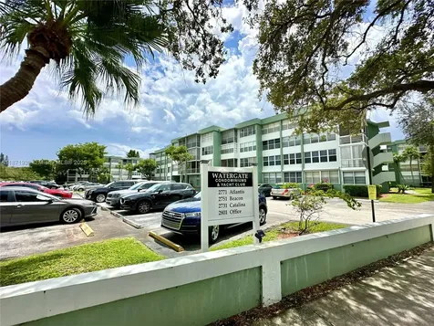 2771 Taft Street Hollywood FL 33020