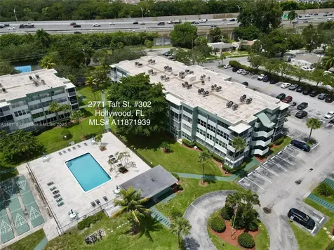 2771 Taft Street Hollywood FL 33020