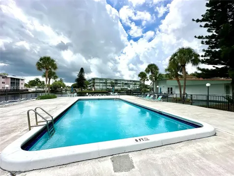 2771 Taft Street Hollywood FL 33020