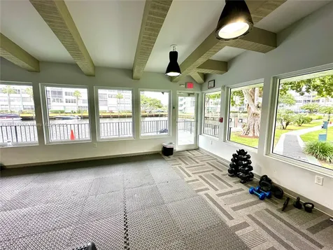 2771 Taft Street Hollywood FL 33020