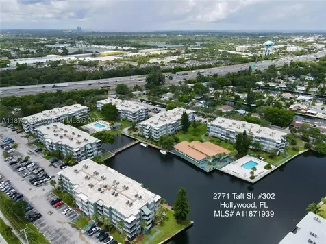 2771 Taft Street Hollywood FL 33020