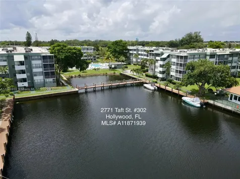 2771 Taft Street Hollywood FL 33020