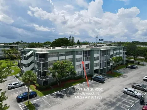 2771 Taft Street Hollywood FL 33020