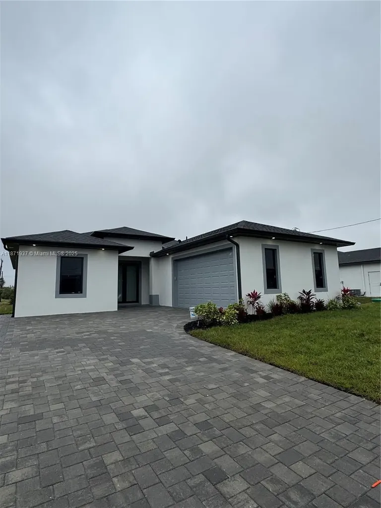 3107 9 Th Street SW Lehigh Acres FL 33976