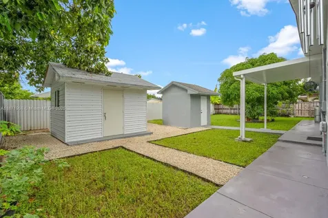11740 SW 182nd Terrace Miami FL 33177