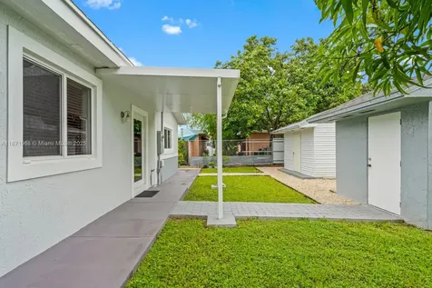 11740 SW 182nd Terrace Miami FL 33177