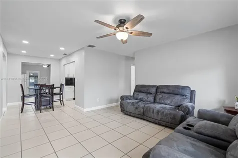 11740 SW 182nd Terrace Miami FL 33177